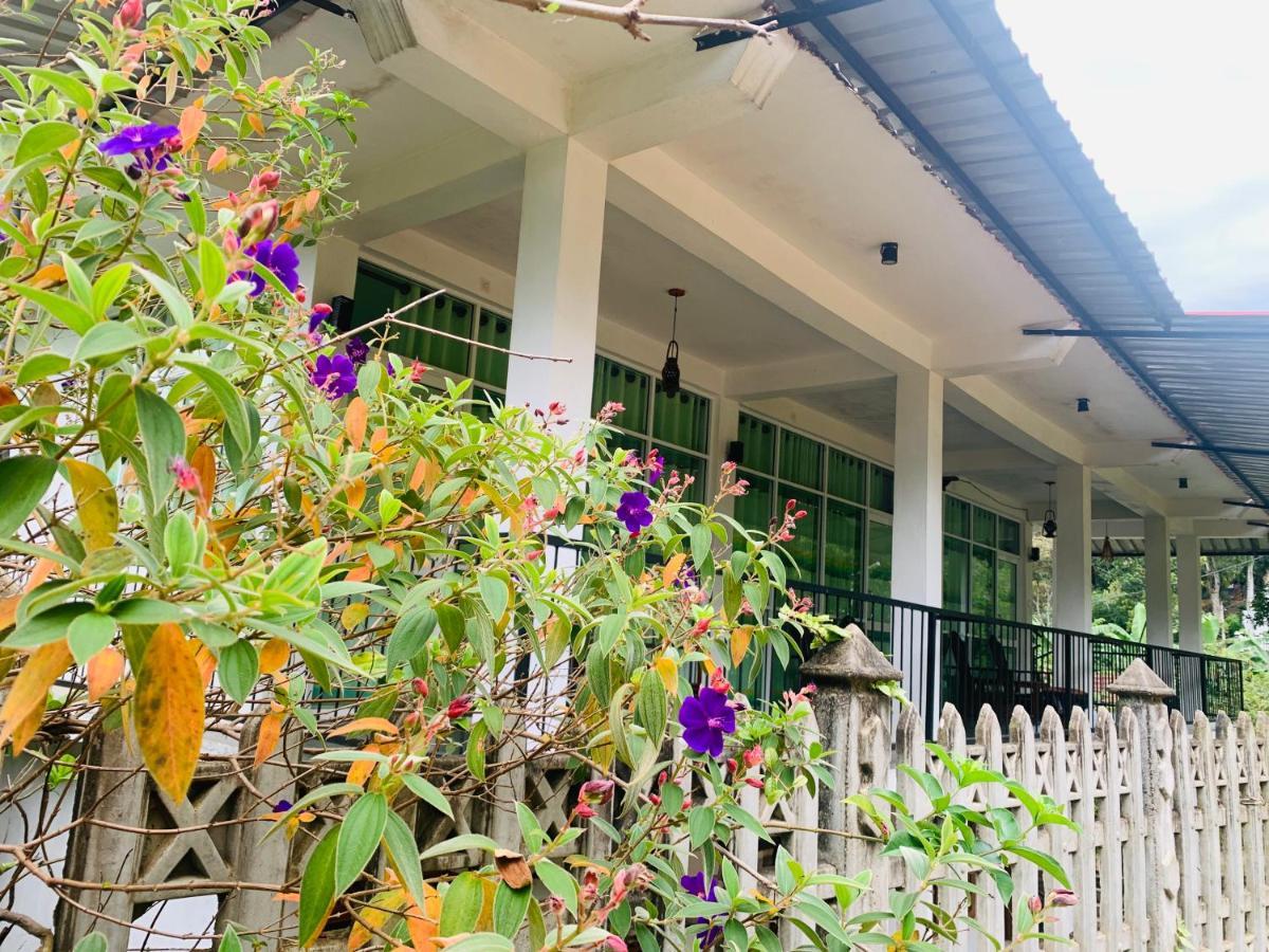 Mount Breeze Ella Hotel Exterior photo
